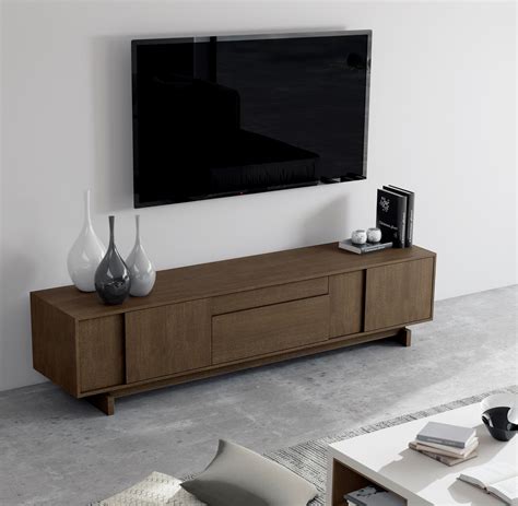 Mueble de televisión moderno en nogal -Palisandro Interiorismo