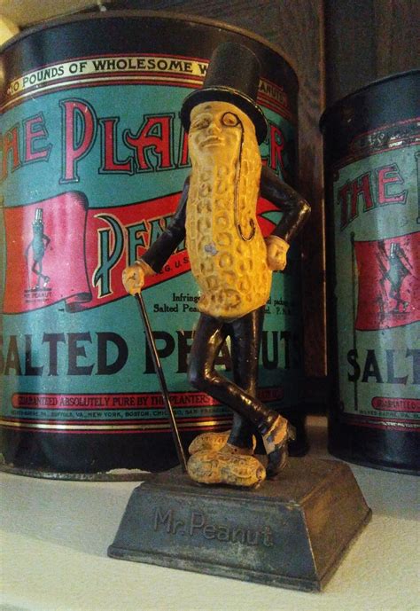 Mr. Peanut Statue. | Collectors Weekly