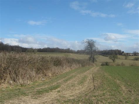 Public footpath in Quarndon, Derbyshire © Eamon Curry cc-by-sa/2.0 ...