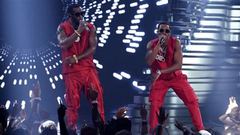 Diddy and Son King Combs Dedicate VMAs Performance to the Late Kim ...