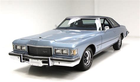 1976 Buick Riviera Base | Hagerty Valuation Tools