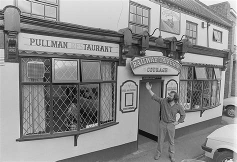 Look: More Nuneaton pubs we loved from the past - CoventryLive