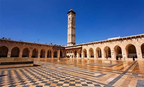 Museum of Lost Objects: Aleppo's minaret - BBC News