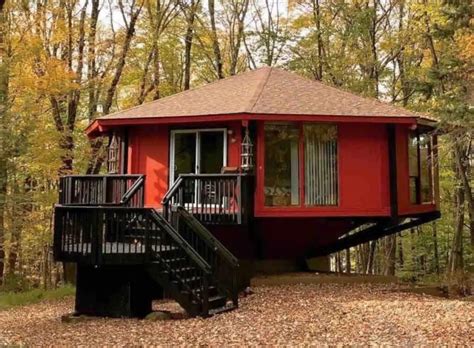 11 Great Airbnbs and Cabins in the Poconos For Your Next Getaway ...