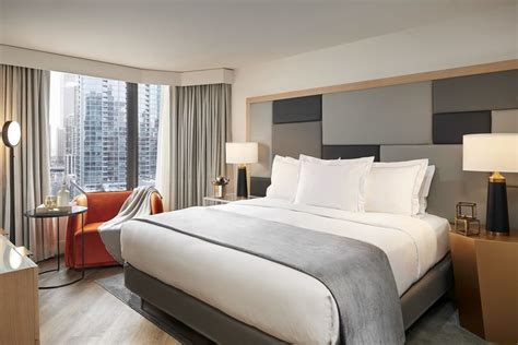 DoubleTree by Hilton Hotel Chicago – Magnificent Mile Debuts The Mile ...