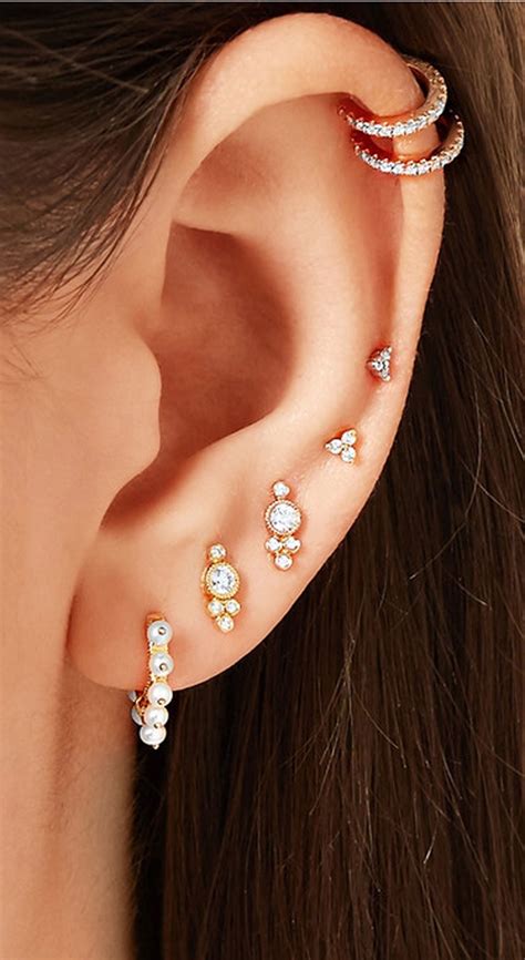 beautiful multiple ear piercing ideas for women | Ear jewelry, Cool ear ...