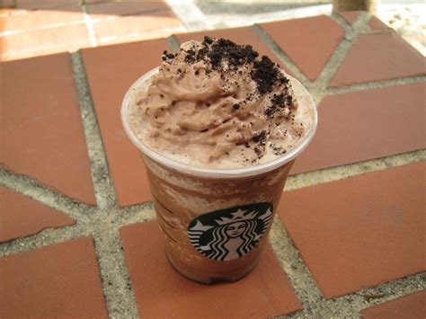 Review: Starbucks - Mocha Cookie Crumble Frappuccino | Brand Eating