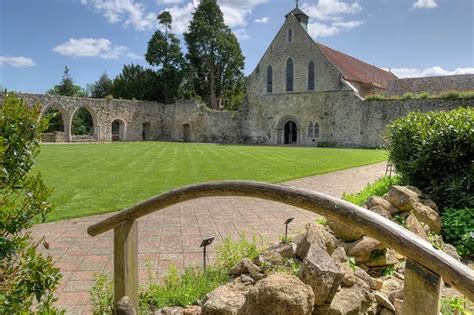 Beaulieu Abbey: Tragic history of the New Forest ruins ransacked by ...