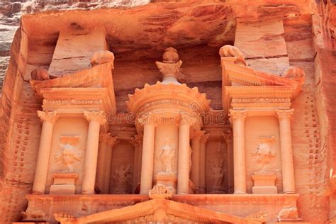 The Treasury Al-Khazneh in Ancient City of Petra, Jordan Stock Photo ...