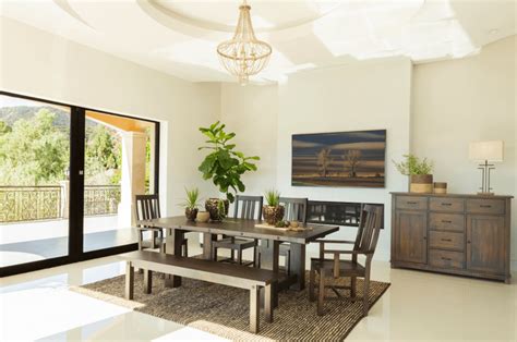 Dining room wall decor ideas to amp up your space - Coaste