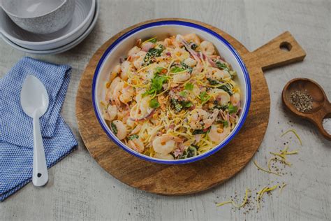 PRAWN PASTA WITH CREAMY LEMON, CHILLI & HERBS