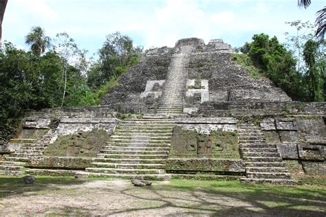 Lamanai - Belize Maya ruins - north of Belize | Maya ruins, Belize, Ruins