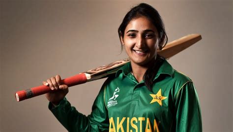 Pakistan women’s cricket captain takes indefinite maternity break ...