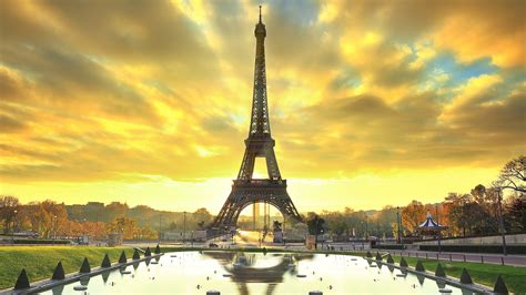 Eiffel Tower Paris With Cloudy Sky Background HD Travel Wallpapers | HD ...