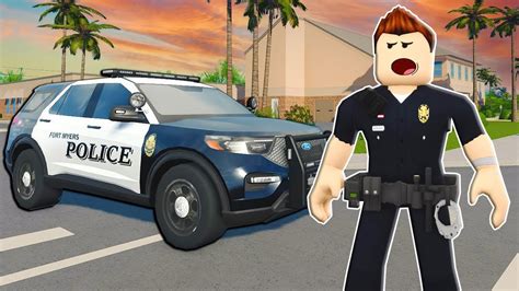 I Became a Police Officer & Got Into Trouble! (Roblox Southwest Florida ...