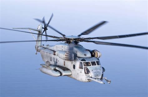 16 Types Of Military Helicopters Used By US Military - Operation ...