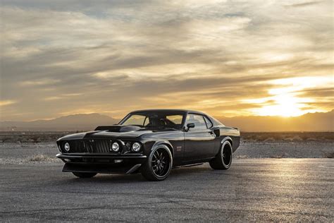 Classic Recreations Revives The Mustang Boss 429 In Spectacular Style ...