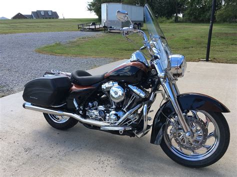 2005 Harley-Davidson® FLHRS/I Road King® Custom (black), Carterville ...