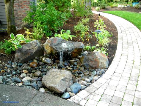 Small Backyard Water Features – HomeDecorish