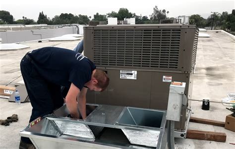 Commercial Rooftop HVAC Units Pasadena & Los Angeles, CA - Air-Tro, Inc.