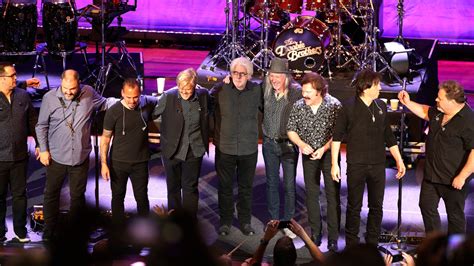 Doobie Brothers unite with Michael McDonald for tour | CBS 42