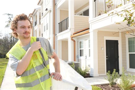 Valet Trash Services & Doorstep Recycling | Just Shot Junk Removal