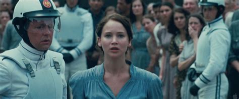 Jennifer Lawrence's 'The Hanging Tree' Heading For Top 40 Debut On ...