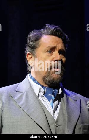 Michael Ball, Aspects of Love - Production Photography, Lyric Theatre ...