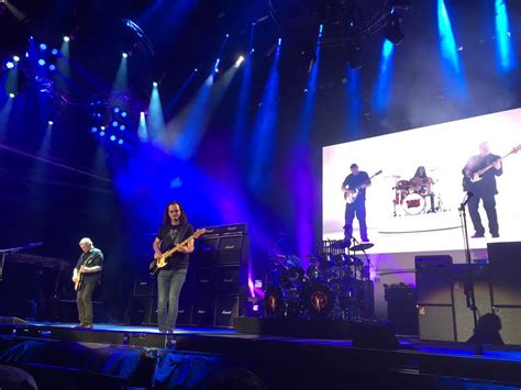 Rush "R40 Live 40th Anniversary" Tour Pictures - Austin360 Amphitheater ...