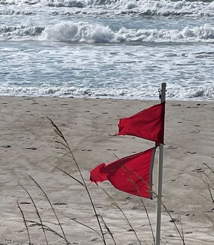 Pine Knoll Shores bans ocean swimming because of offshore Hurricane ...