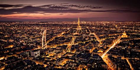 What to do in the Eiffel Tower in Paris - Discover Walks Paris