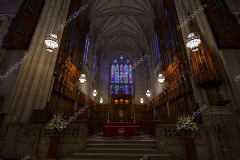 Duke Chapel interior – Stock Editorial Photo © pazham #136609708