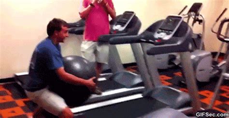 Meme - GIF Treadmill FAIL - Viral Viral Videos