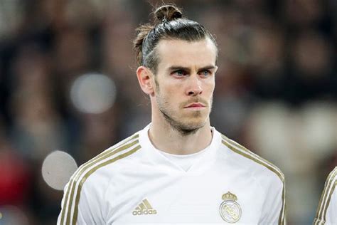 Atas Jasa Besarnya, Bale Pantas Dibuatkan Patung Oleh Real Madrid ...