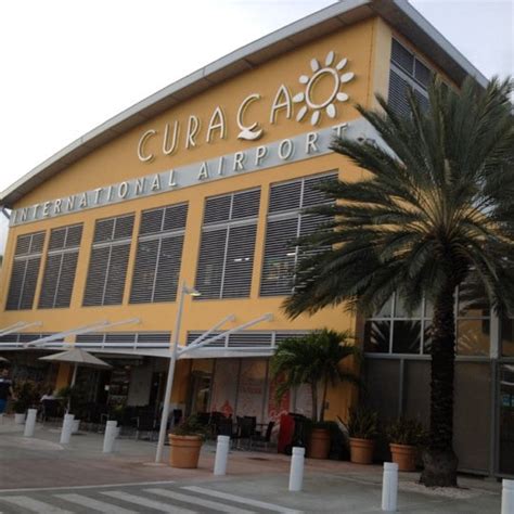 Curaçao International Airport (CUR) - Airport