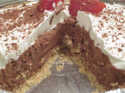 No Bake Chocolate Pie w/ COOL WHIP - My Judy the Foodie