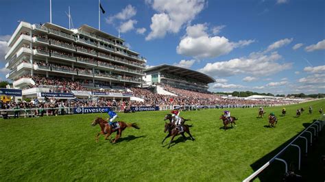 Epsom Racecourse - Guide, Fixtures & Tips - 2021