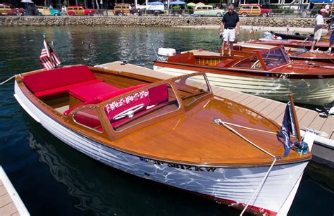 Antique & Classic Wooden Boats - PentaxForums.com