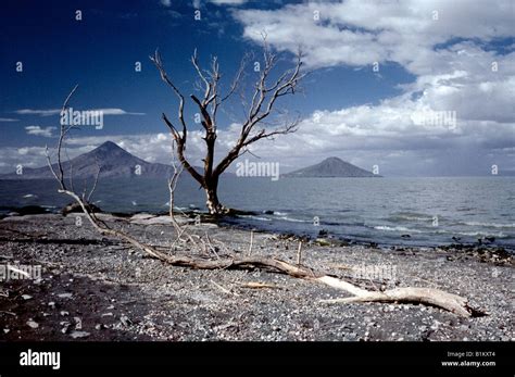 Lago de managua hi-res stock photography and images - Alamy