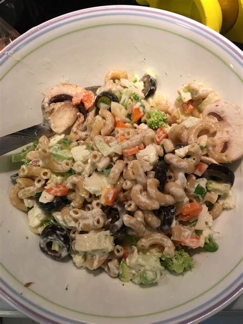 Whole-Wheat Pasta Salad: Directions, calories, nutrition & more | Fooducate