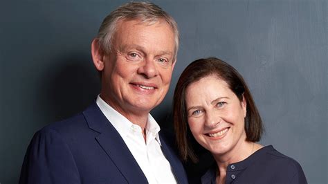 Who is Martin Clunes' famous wife Philipa Braithwaite? Find out ...