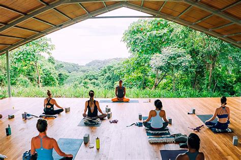 8 Day Pura Vida Joy Yoga Retreat in Costa Rica • BookRetreats