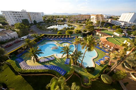 Alcudia Beach Aparthotel in Alcudia, Majorca | Holidays from £179pp ...