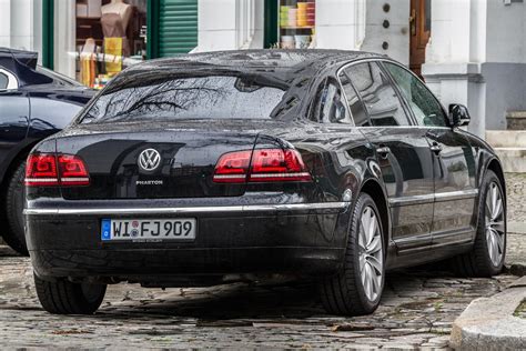 VW Phaeton V6 (Berlin, 2023) 010 by exotic-legends on DeviantArt