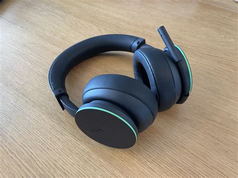 Microsoft Xbox Wireless Headset review | Stuff