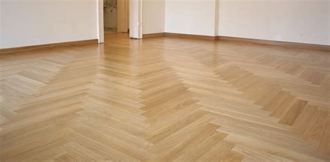 Montare și finisare parchet din lemn masiv - Total Parquet