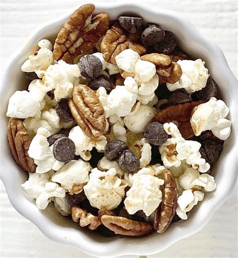 15 quick healthy snacks to satisfy a sweet tooth | Milk & Honey Nutrition