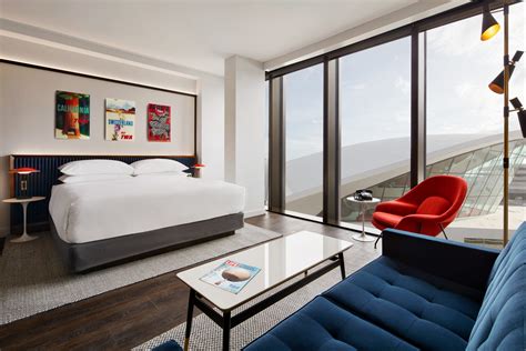 Destination Hotel: The TWA Hotel At JFK Airport - Indianapolis Monthly