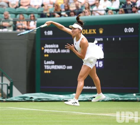 Photo: Jessica Pegula Vs Lesia Tsurenko at Wimbledon 2023 ...