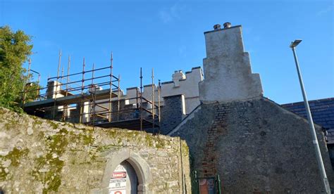 KILDARE: Council resists pressure to buy historic town centre castle ...